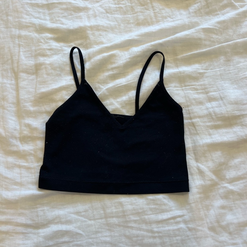 Garage Black Tank